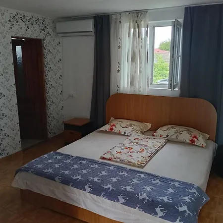 Casa De Vacanta Adi Două Mai