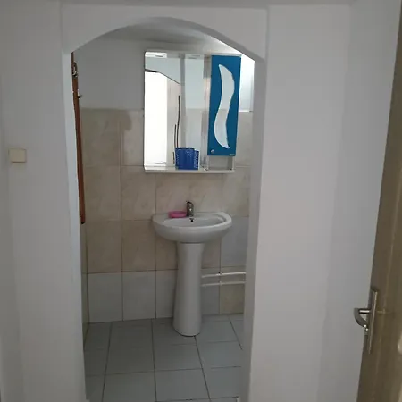 Casa De Vacanta Adi Două Mai