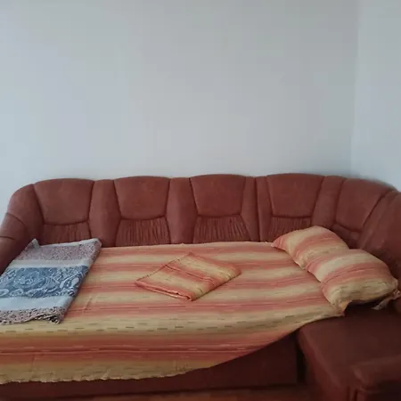 Casa De Vacanta Adi
