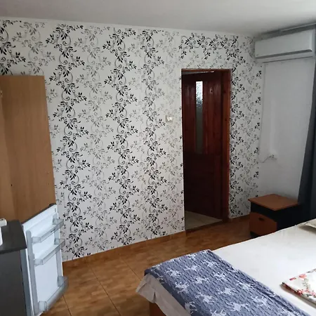 Гостевой дом Casa De Vacanta Adi *